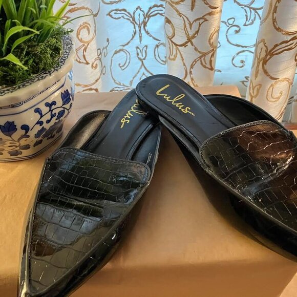 Lulus Joelle Croc Black Loafer Slides Size 8.5 NWOT - Picture 5 of 10